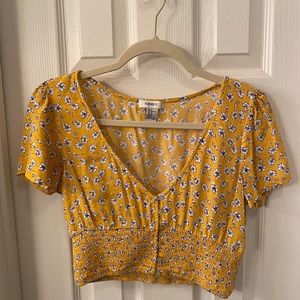Forever 21 Floral Button Down Crop Top